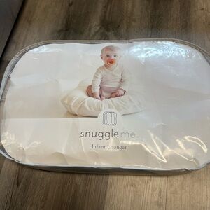 Snuggle Me Infant Lounger - NEW